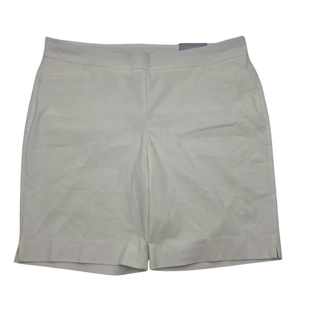 NWT Chico's So Slimming White Bermuda Shorts Women's Size 4 US 20 Stretch